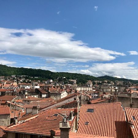 Chez Mick Et Sarah : Vert L'Industriel Le Puy-en-Velay Exteriör bild